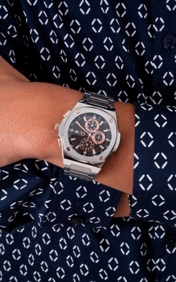 GUESS COLLECTION WATCH COUSSIN SHAPE SILVER STAINLESS STEEL BRACELET