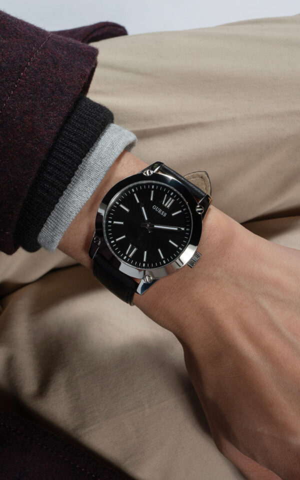 GUESS WATCH CRESCENT BLACK LEATHER STRAP