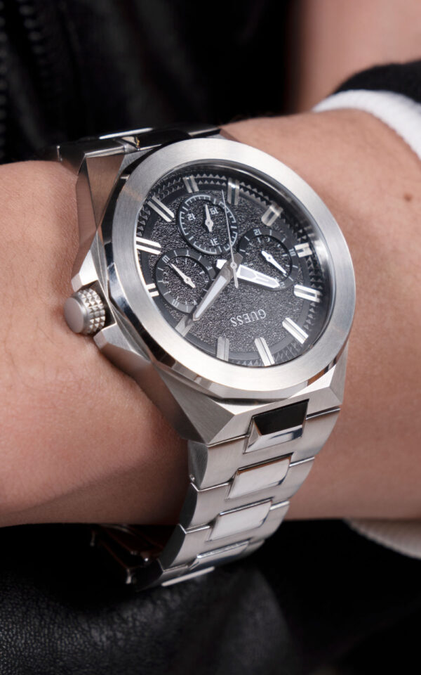 GUESS MEN WATCH DASHBOARD