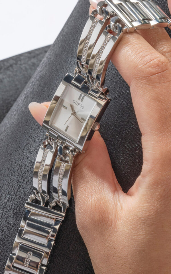 GUESS WOMAN WATCH LADIES SILVER TONE ANALOG DOUBLE STAINLESS STEEL BRACELET