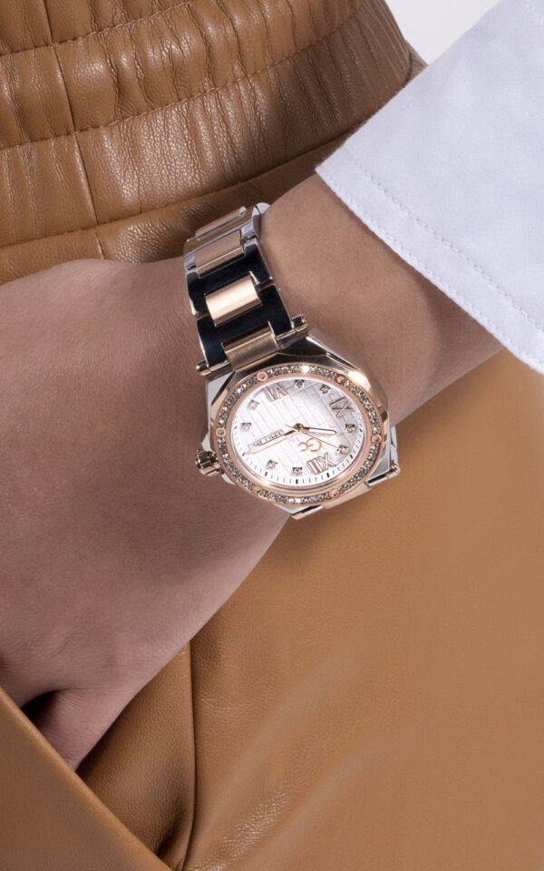 GUESS COLLECTION LEGACY LADY TWO TONE STAINLESS STEEL BRACELET