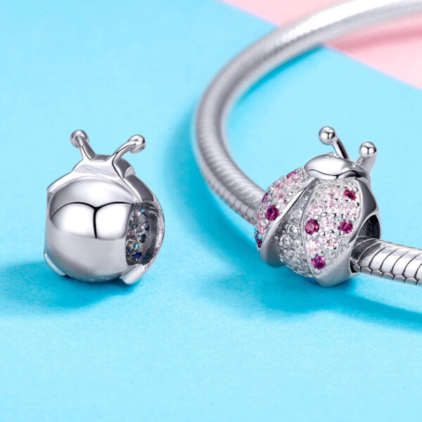 ΑΣΗΜΕΝΙΟ CHARM (925) Ασημένια πασχαλίτσα