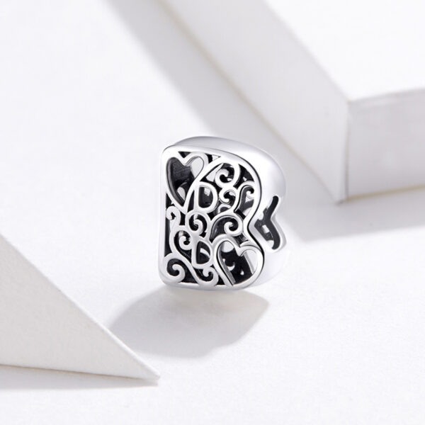 ΑΣΗΜΕΝΙΟ CHARM (925) Letter B with hearts carved