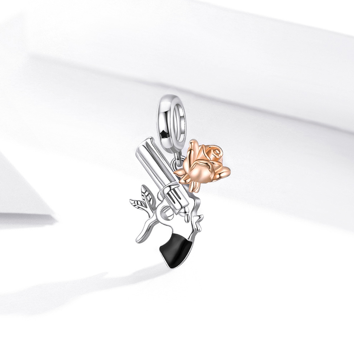 ΑΣΗΜΕΝΙΟ CHARM (925) Gun and roses