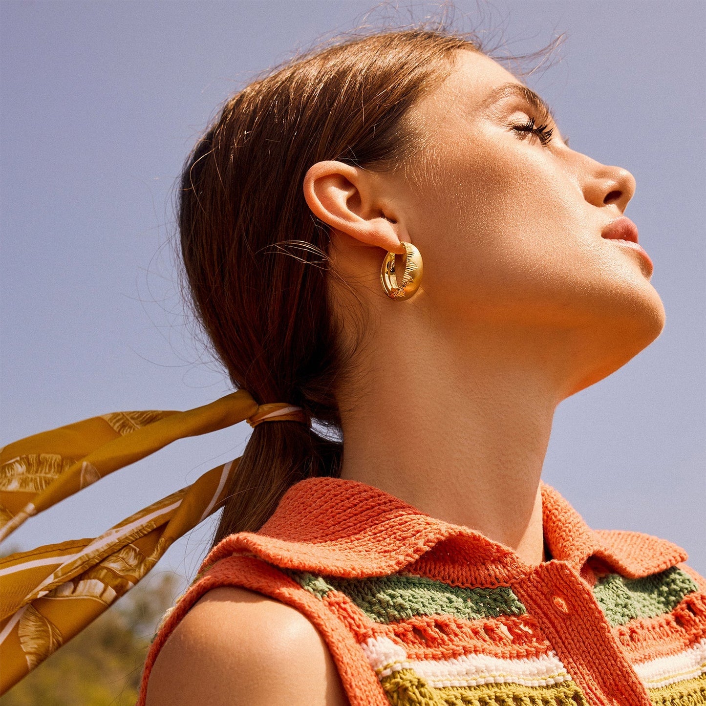 ΑΣΗΜΕΝΙΑ ΣΚΟΥΛΑΡΙΚΙΑ (925) GOLD PLATED ROPE-TWIST HOOPS - Image 2